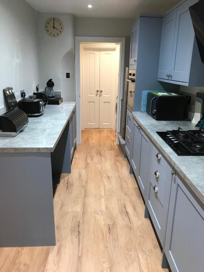 Luxury Refurbished 2 Bedroom Regency Apartment Cheltenham Eksteriør billede